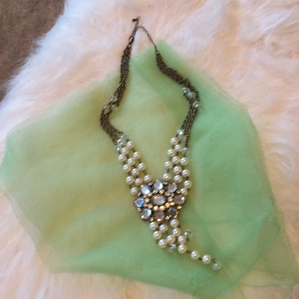 Mid length necklace